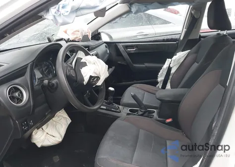 2018 Toyota Corolla Le из США, поврежденный, VIN 5YFBURHE7JP756661